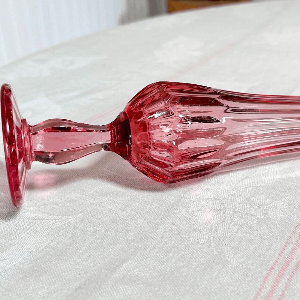 Vintage 12-inch Fenton Thumbprint Pink Column Stretch/Sling Vase - Picture 6 of 7